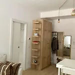 I Della 2 * 밀라노